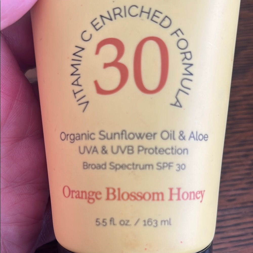 The Naked Bee Moisturizing Sunscreen SPF 30 - Picture 4 of 4